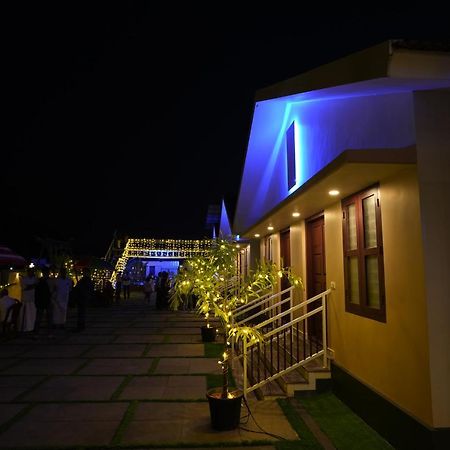 Lakeway Resorts Alappuzha Exterior photo