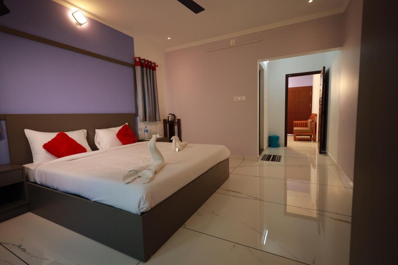 Lakeway Resorts Alappuzha Exterior photo
